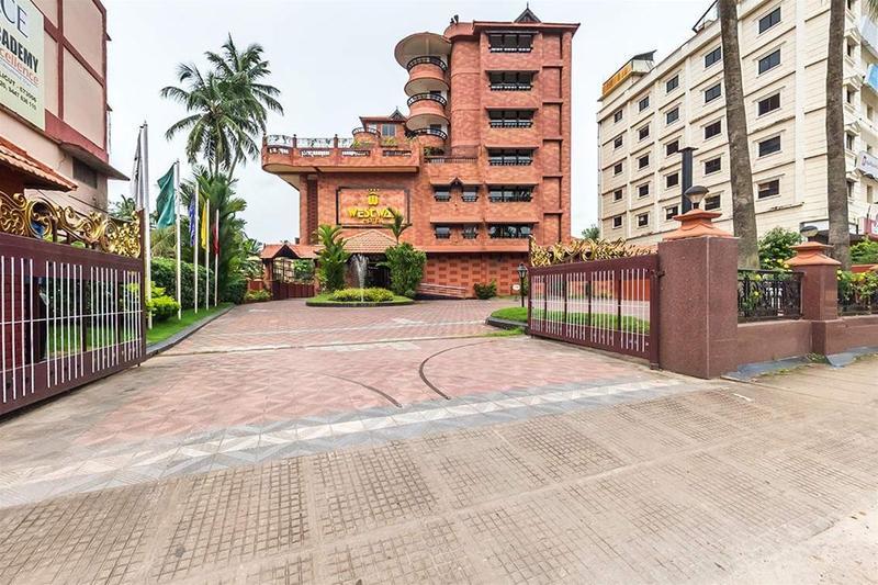 Westway Hotel Kozhikode Exterior photo